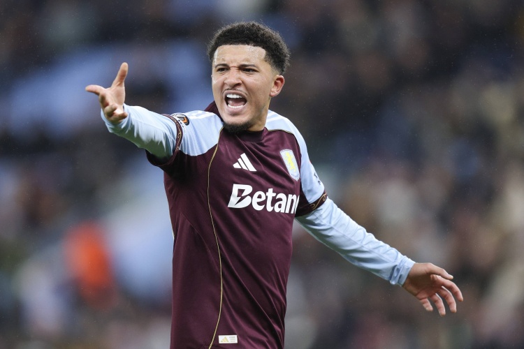 九游APP-德天空：多特正与桑乔商谈今夏免签，球员回归需接受降薪